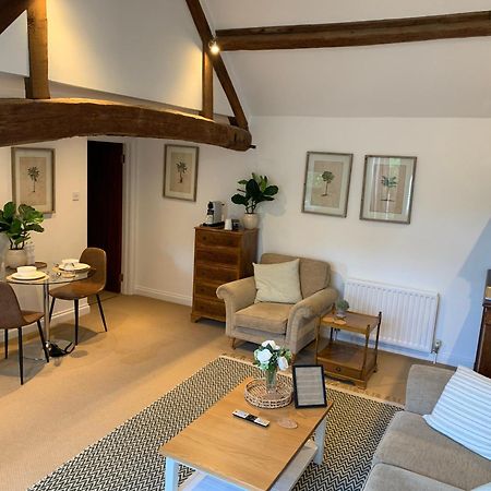 The Byre Bed & Breakfast Abingdon-on-Thames Bagian luar foto